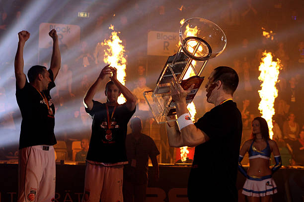 还重塑了联 还重塑了联