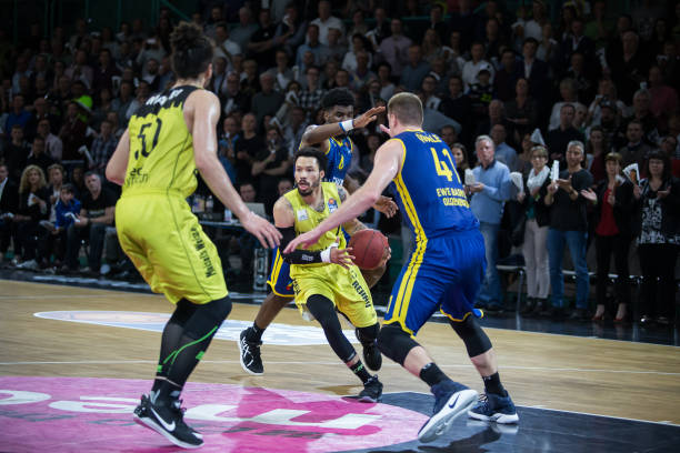 整体形象 整体形象