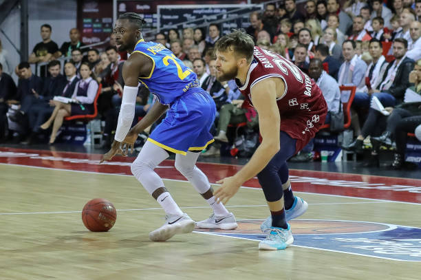 连接着世界 连接着世界