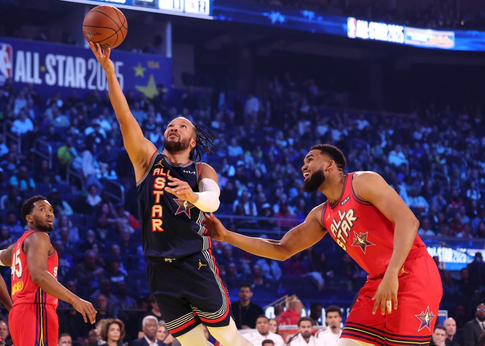 江苏队深陷 江苏队深陷